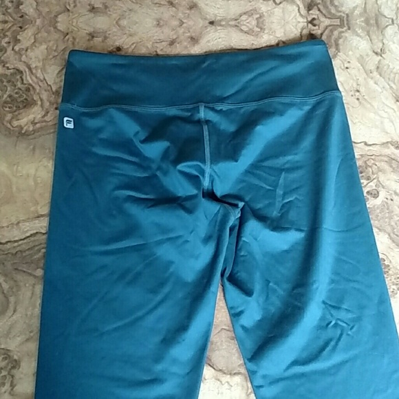 Fabletics Capri - Picture 3 of 5